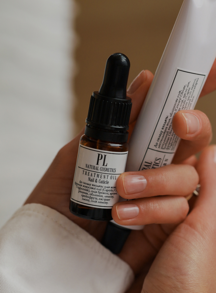 Nail and cuticle oil